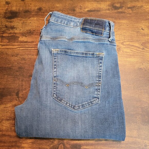 American Eagle Jeans Size 33x34 Measures 33x32 Flex Original Boot Medium Light - Picture 3 of 11